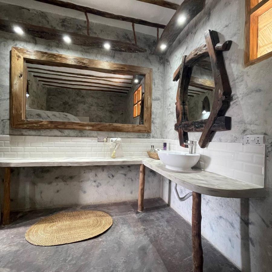 Bitcoin Zanzibar 2* Michamvi Kae